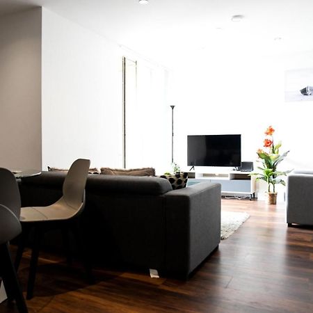 Onpoint Apartments - Spacious 2 Bedroom Apt - City Centre With Balcony Manchester Kültér fotó