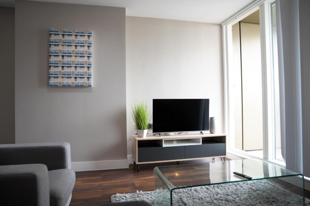 Onpoint Apartments - Spacious 2 Bedroom Apt - City Centre With Balcony Manchester Kültér fotó