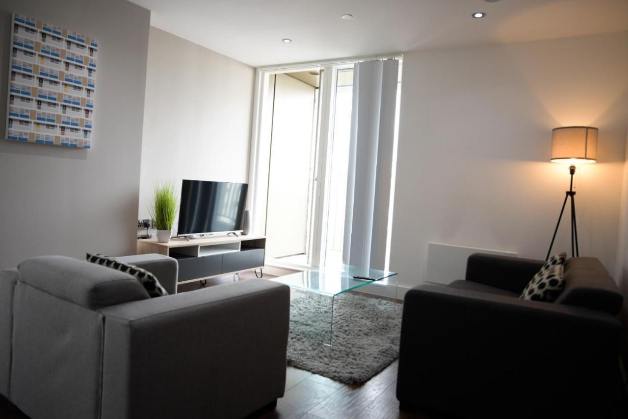 Onpoint Apartments - Spacious 2 Bedroom Apt - City Centre With Balcony Manchester Kültér fotó