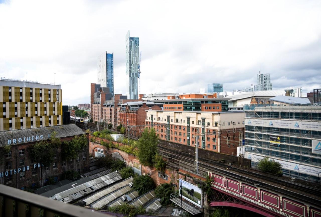 Onpoint Apartments - Spacious 2 Bedroom Apt - City Centre With Balcony Manchester Kültér fotó