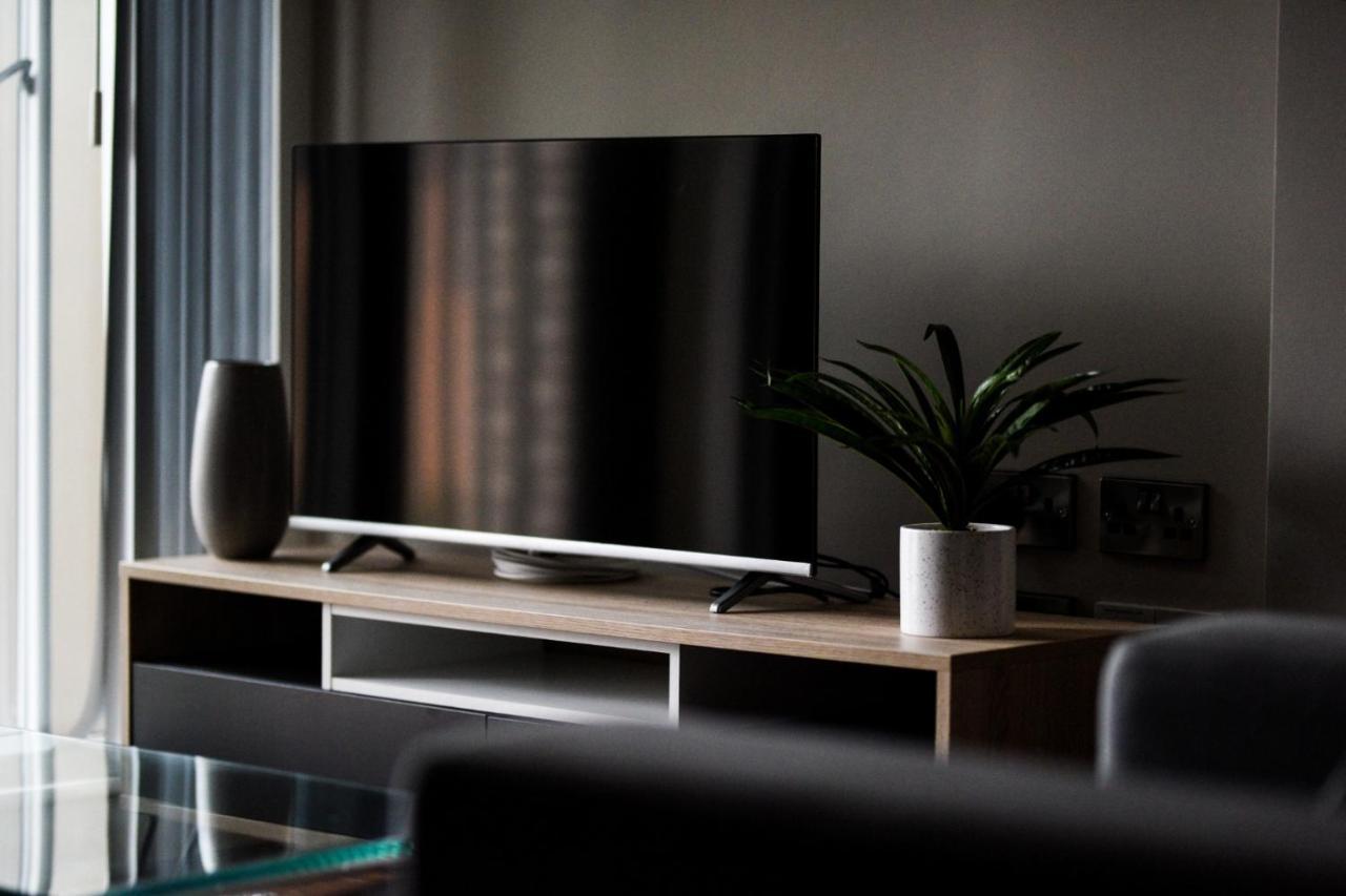 Onpoint Apartments - Spacious 2 Bedroom Apt - City Centre With Balcony Manchester Kültér fotó