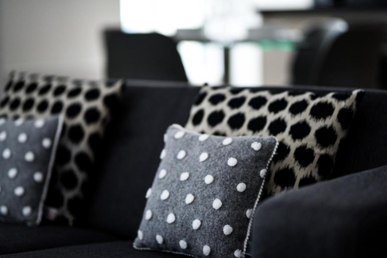 Onpoint Apartments - Spacious 2 Bedroom Apt - City Centre With Balcony Manchester Kültér fotó